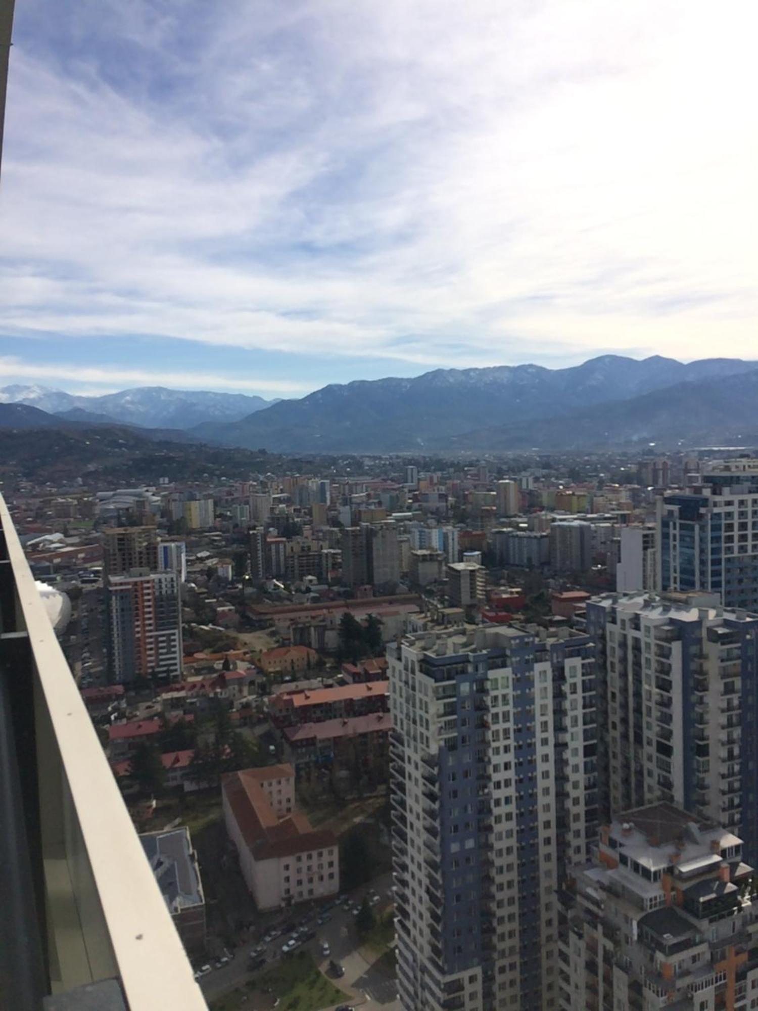 Orbi Сity Sunny Apartments High Floor Batumi Esterno foto